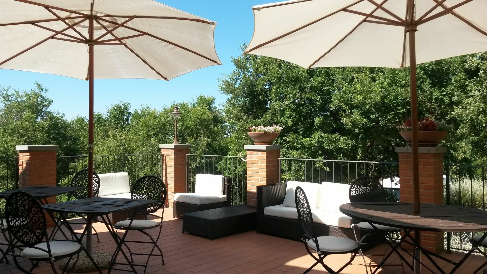 Il Casale Del Ra Guest House Tuoro sul Trasimeno Luaran gambar